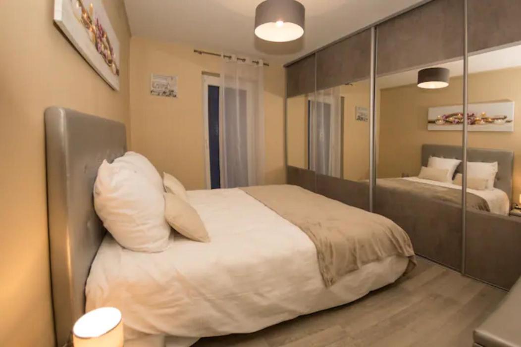 La Commanderie Jardin Parking Home-One โดล ภายนอก รูปภาพ